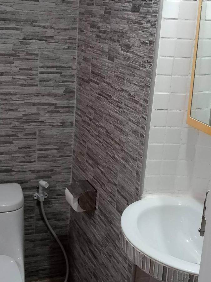 Royal Garden Home Hotel Банкок Екстериор снимка